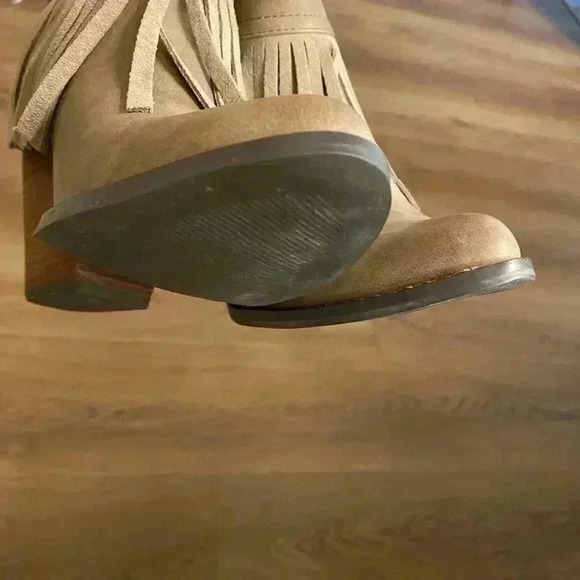 Women's Fringed booties faux leather Khloe high ankle Very Volatile 7.5 new‎ - Picture 12 of 13